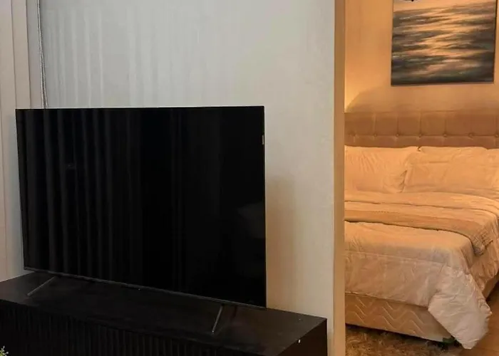 Cityscape Parkside Newport 4*